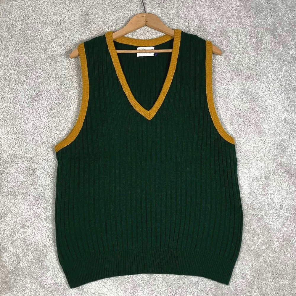 Vintage Donegal Mens V-Neck Sweater Vest Green Gold Ribbed Knit Acrylic Size M